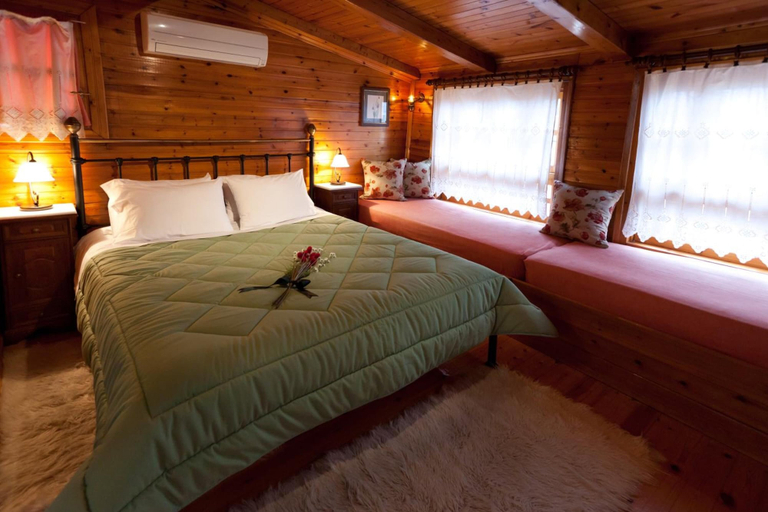 Bedroom 3, Pension Eleni, Peloponnese