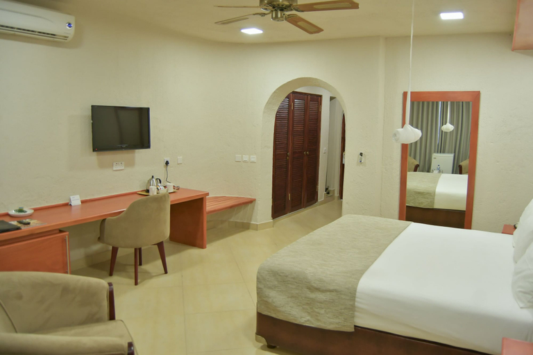 Bedroom 4, Caribbea Bay Resort, Kariba