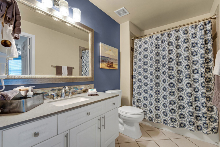 Bathroom 5, Amalfi B118 - 1977160, Walton