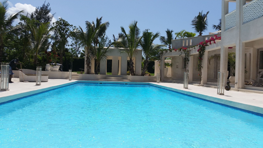 Sport & Beauty 3, The Villa Luxury Suites Hotel, Msambweni