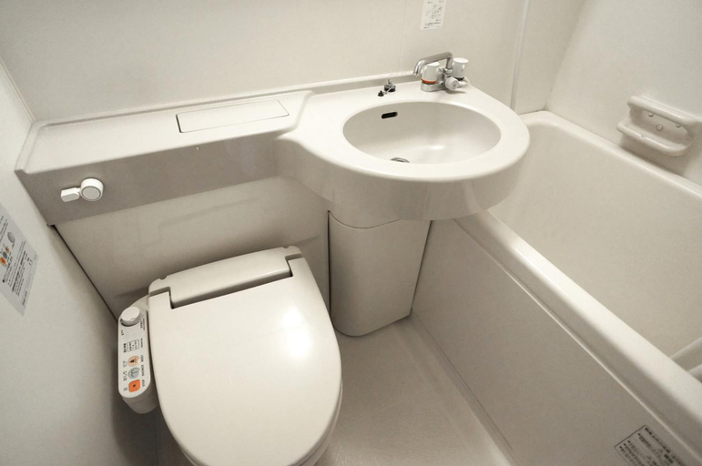 Bathroom 4, Green Rich Hotel Kagoshima Tenmonkan, Kagoshima