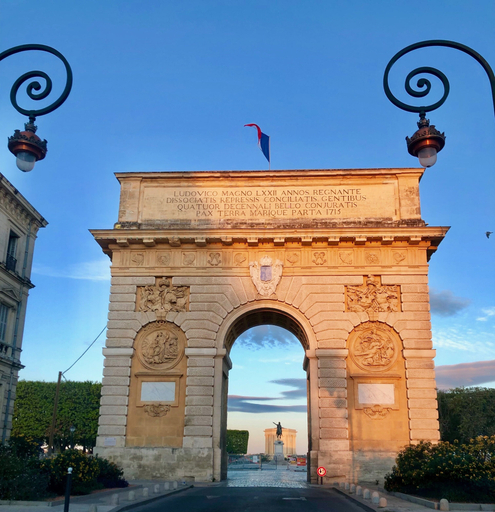 Exterior & Views 2, Hôtel Colisée Verdun, Hérault