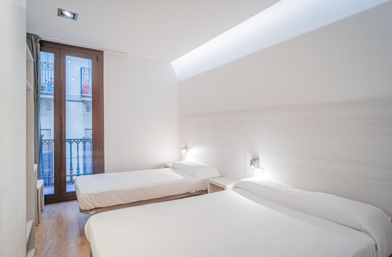 Bedroom 3, Hostal Fina, Barcelona