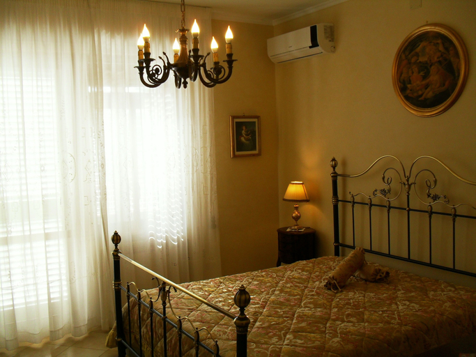 Bedroom 1, I 13 Cavalieri Guest House, Barletta-Andria-Trani