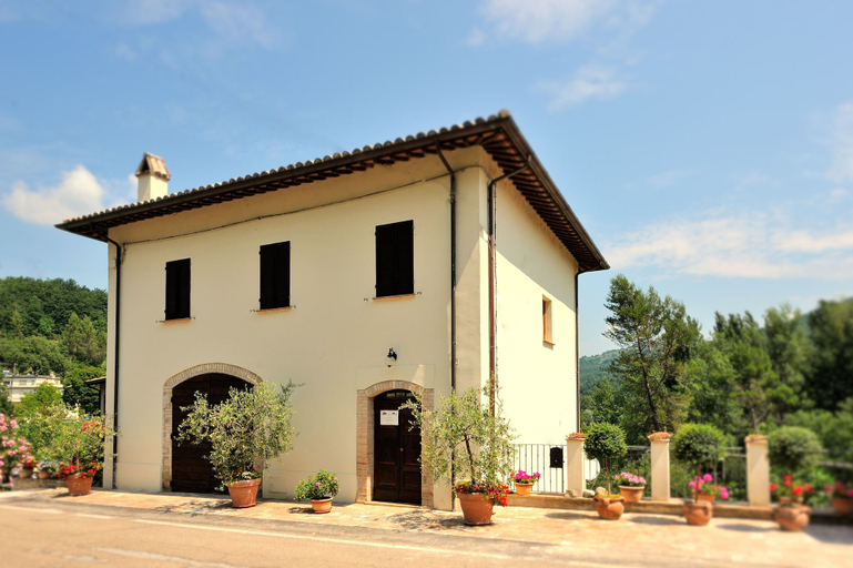Exterior & Views 2, Agriturismo Casa Brunori, Perugia