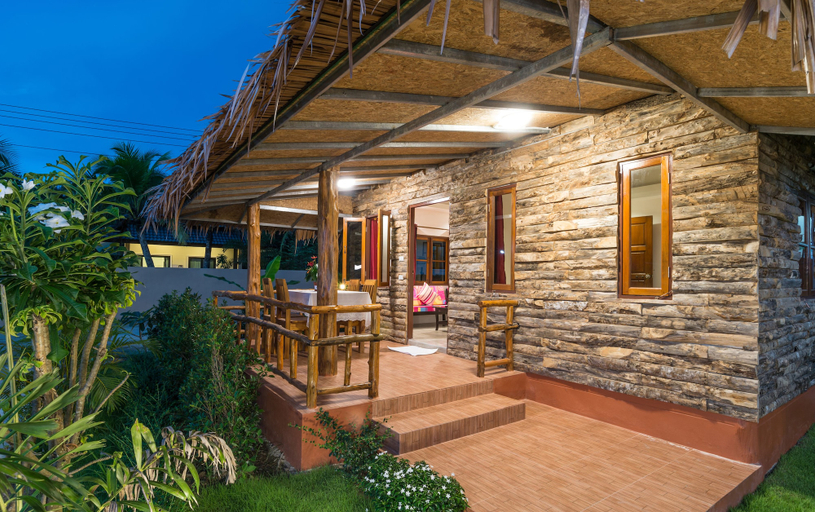 Exterior & Views 2, Pinthong Aonang Villa, Mueang Krabi