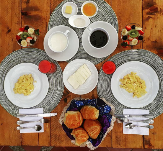 Food & Drinks 5, Iguanazu Bed & Breakfast, Guayaquil