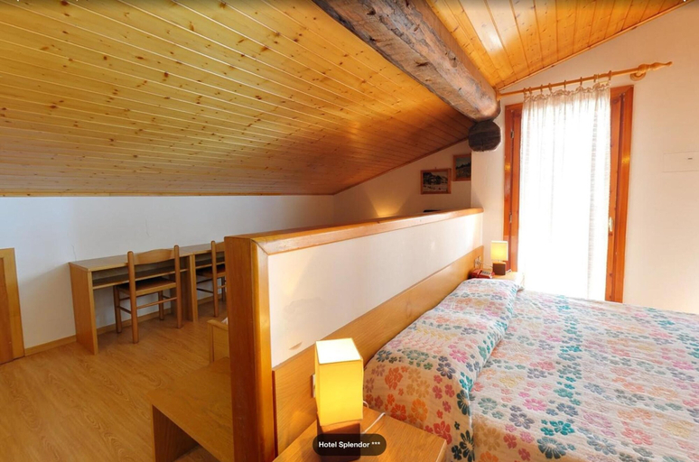 Bedroom 2, Hotel Splendor, Trento