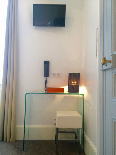 Bedroom 4, Hotel Villa Rose, Alpes-Maritimes