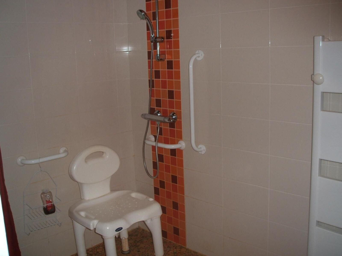 Bathroom 5, Chambres d'hôtes La Charrière, Vendée