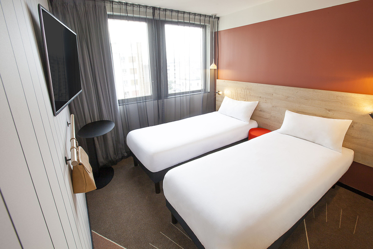 Bedroom 3, ibis Styles Paris 16 Boulogne, Hauts-de-Seine