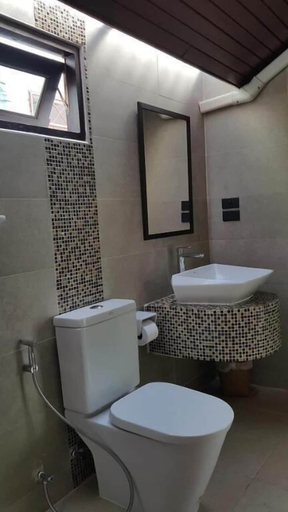 Bathroom 4, Yi's Garden Villa, Muang Chiang Mai