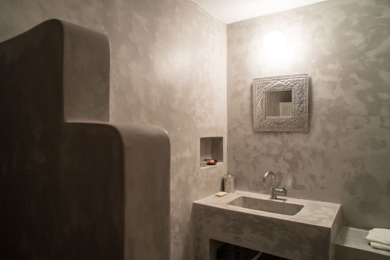 Bathroom 5, Villa Maria, South Aegean