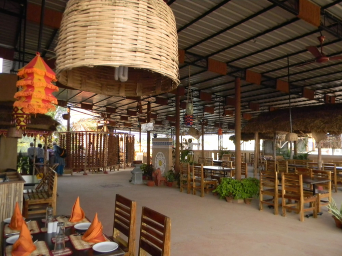 Food & Drinks 5, Mahodadhi Palace, Puri