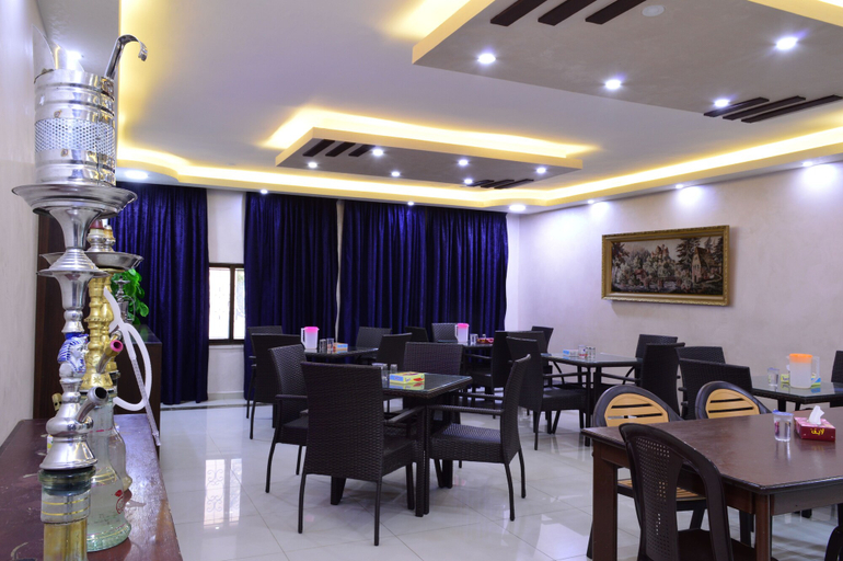 Food & Drinks, Al Jamal Hotel Suite, Wadi Essier