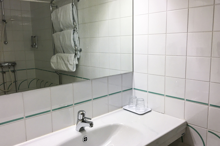 Bathroom 4, Ersta Konferens & Hotell, Stockholm