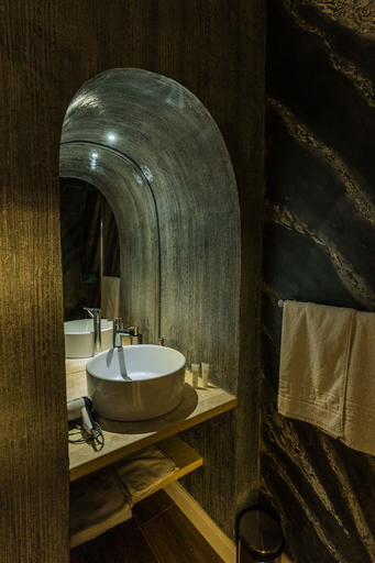 Bathroom 3, Sandor Apartment, Oradea