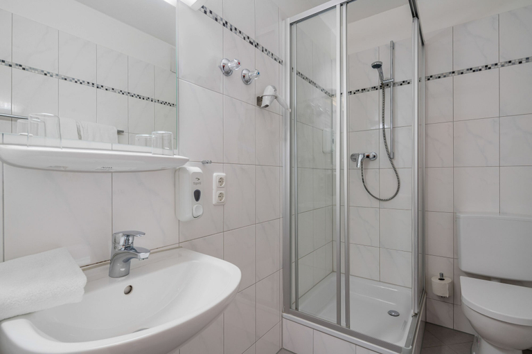 Bathroom 5, Hotel Fidelio, München