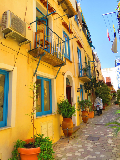Exterior & Views 2, Casa Vittorio, Messina