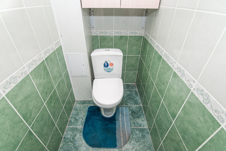 Bathroom 3, Apartment on Komsomolskaya St. 7, Vladivostok gorsovet