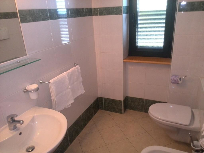 Bathroom, Hotel La Fattoria, Cosenza