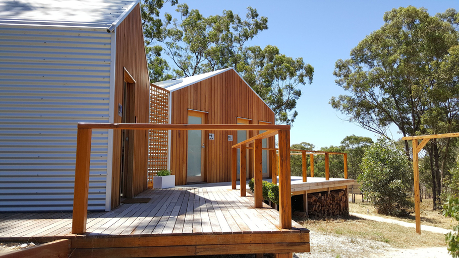 Exterior & Views 2, Cosy Tents - Daylesford, Hepburn - East