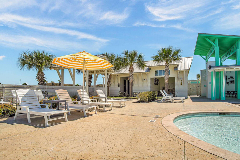 Sport & Beauty 1, Ocean Breeze at Sunflower, Nueces