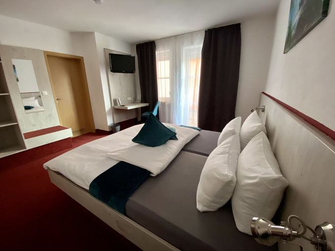 Bedroom 5, Hotel Wilder Mann Ristorante Pizzeria Lo Scoglio, Ansbach