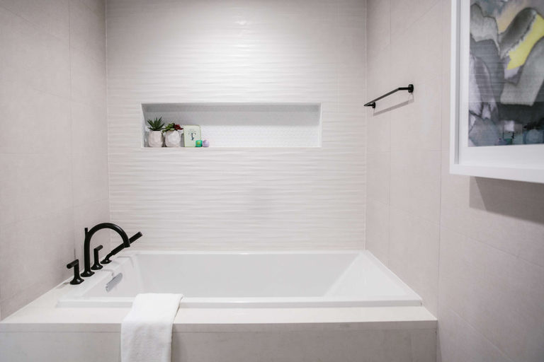 Bathroom 4, Swissotel Chicago, Cook
