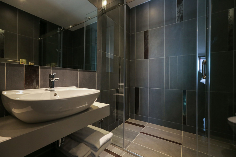 Bathroom 5, 3 Door Hotel, Tainan