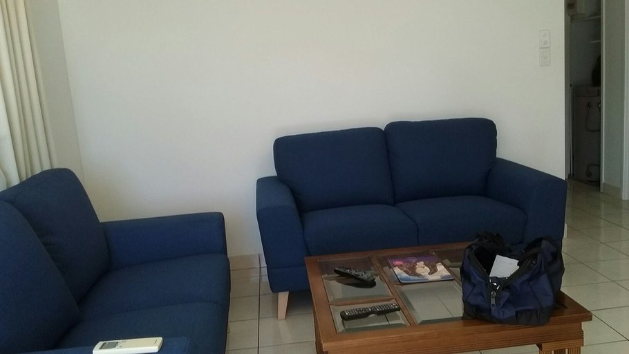 Bedroom 3, Le Lavandou Holiday Apartments, Gold Coast