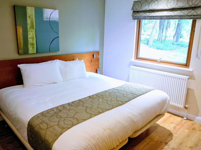 Bedroom 3, Broome Park Hotel, Kent