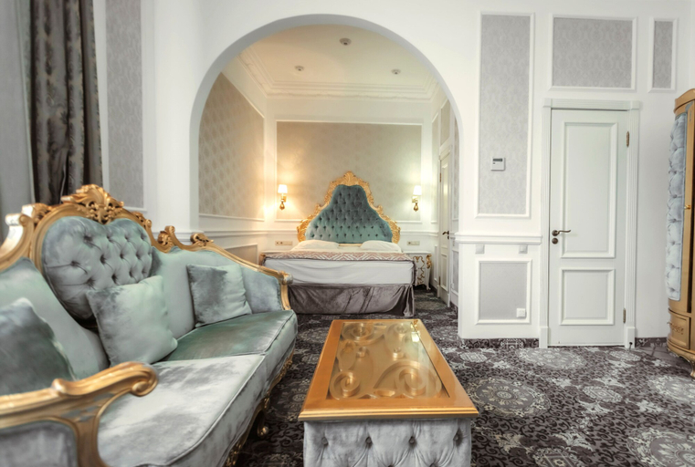 Others 5, Royal Grand Hotel, Shevchenkivs'kyi