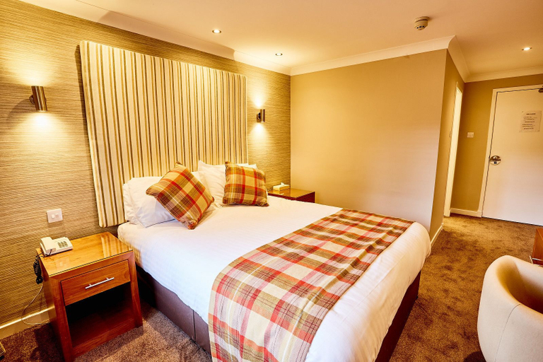 Bedroom 3, Abbotsford Hotel, West Dunbartonshire