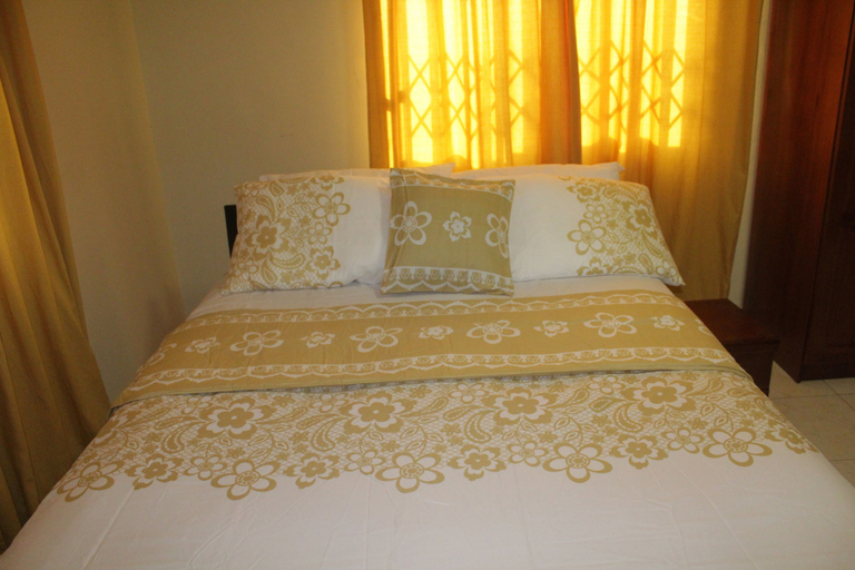 Bedroom 2, Evergreen Apartments, Ga East