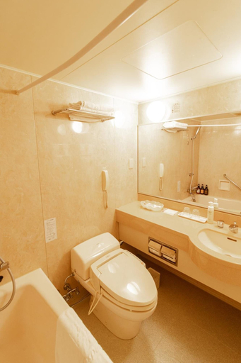 Bathroom 4, Bright Park Hotel, Kōchi