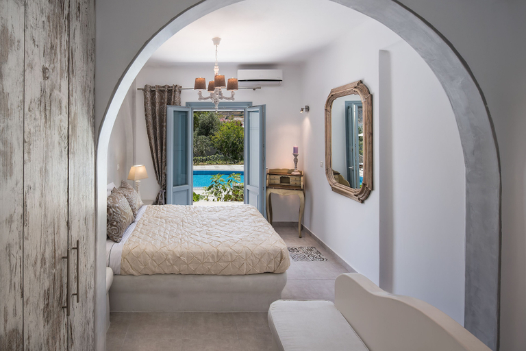 Bedroom 3, Felicity Villas Santorini Luxury House, South Aegean