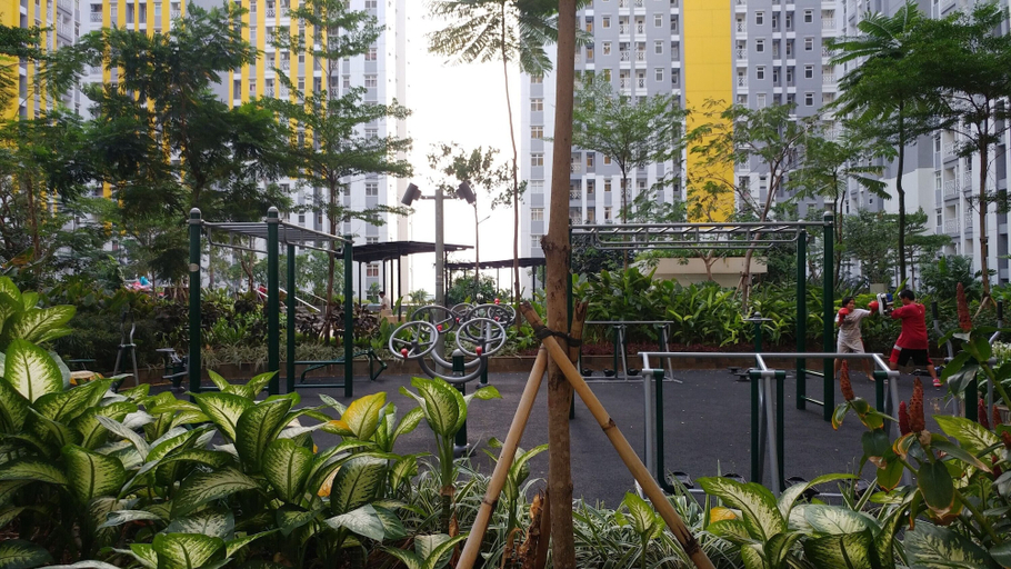 Others 5, 2BR with Sofa Bed at Springlake Summarecon Apartment, Bekasi