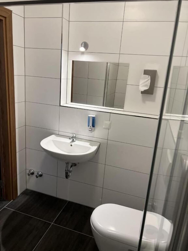 Bathroom 5, Hotel Pasa Paradies, Main-Kinzig-Kreis