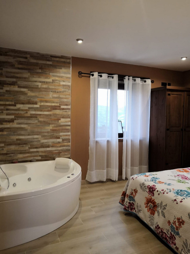 Bedroom 2, Casa Rural Costalisa, Cantabria