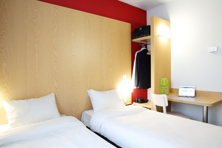 Bedroom 4, B&B HOTEL Perpignan Sud Marché International, Pyrénées-Orientales