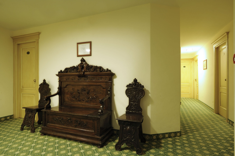 Bedroom 2, Hotel Europa e Concordia, Savona