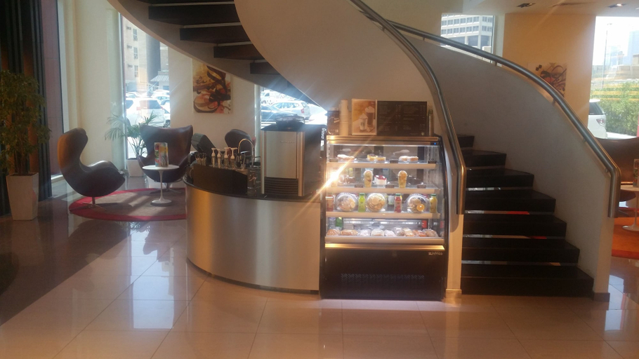 Food & Drinks 5, ibis Sharq, Kuwait City