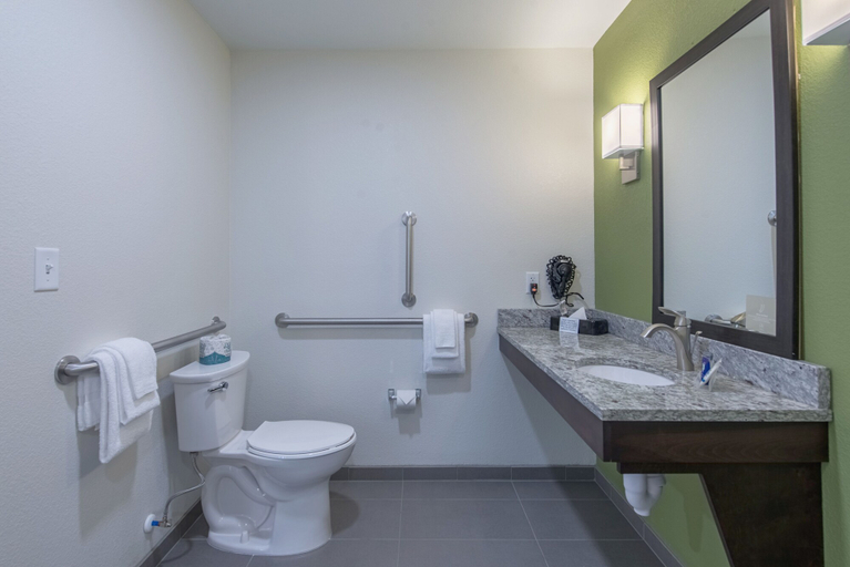 Bathroom 4, Sleep Inn & Suites Galion, Crawford