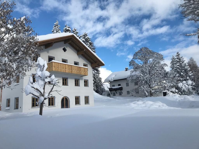 Exterior & Views 2, Chalet Silver Fox, Landeck