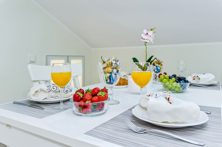 Food & Drinks, Harbor Black Pearl Apartments, Tallinn