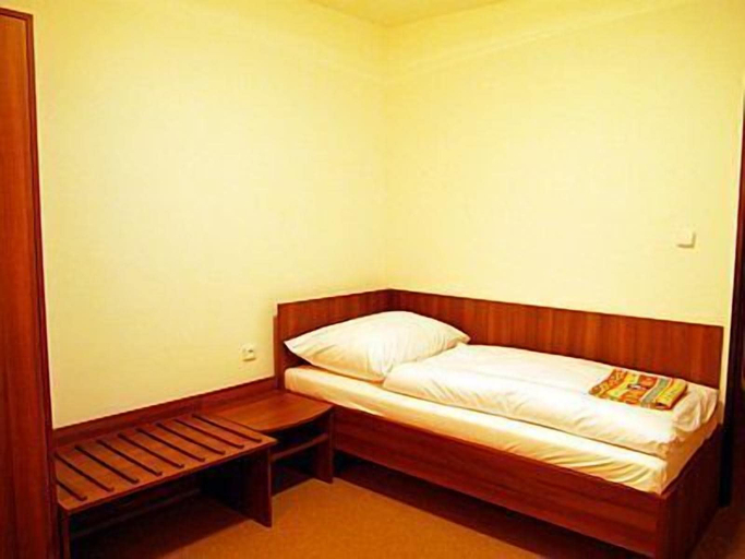 Bedroom 4, Penzion* ADONAI SLOVAKIA, Banská Bystrica