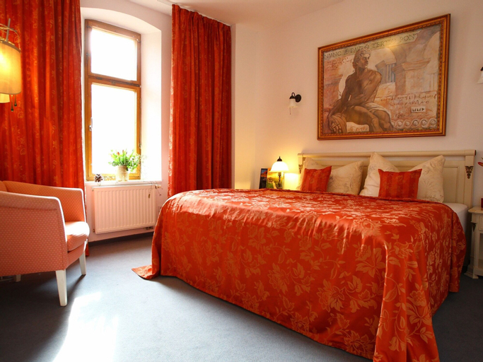 Bedroom 30