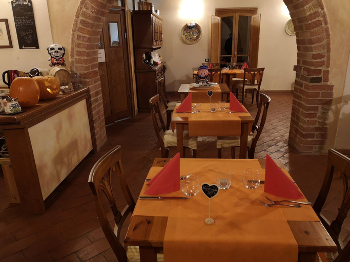 Food & Drinks 5, Locanda Vesuna, Siena