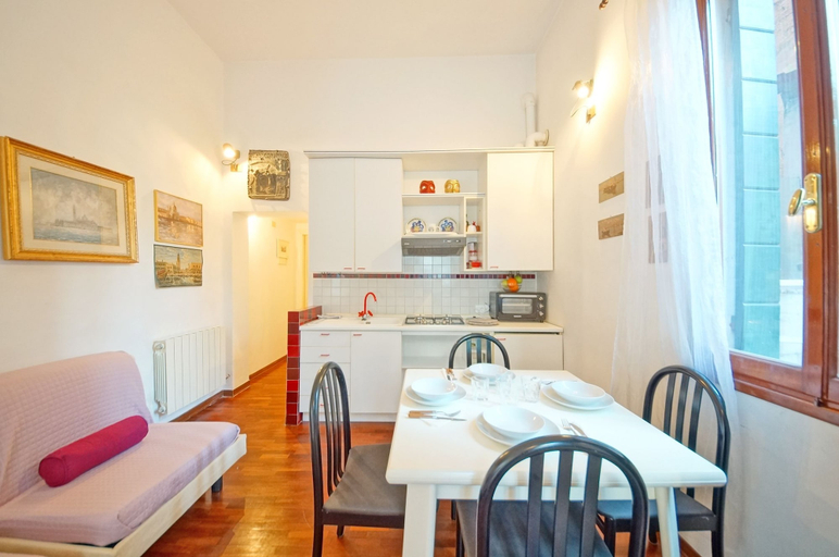 Others 2, DolceVita Apartments N. 408, Venezia
